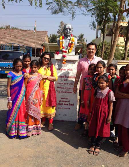 republic10 Republic Day Celebrations with the Kids of Dhamdachi Piru Fadia Prathmeek Shaala – 2016