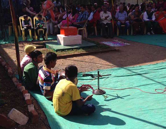 republic8 Republic Day Celebrations with the Kids of Dhamdachi Piru Fadia Prathmeek Shaala – 2016
