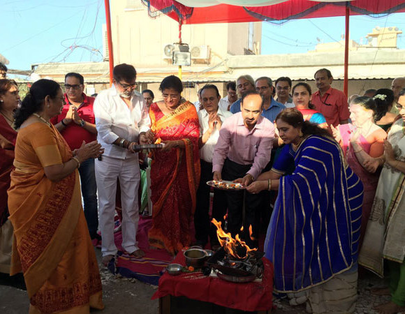 havan2016-15 Chaitri Havan – April 24, 2016