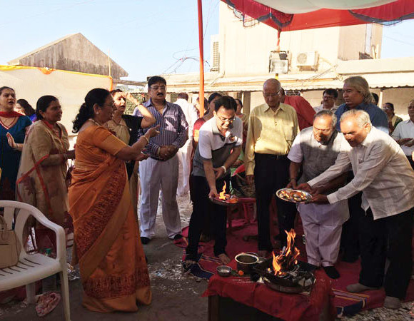 havan2016-18 Chaitri Havan – April 24, 2016